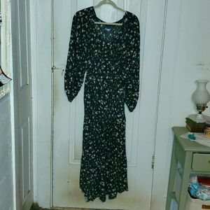 Old Navy Green Floral Button Up Long Sleeve Square Neck Midi Dress